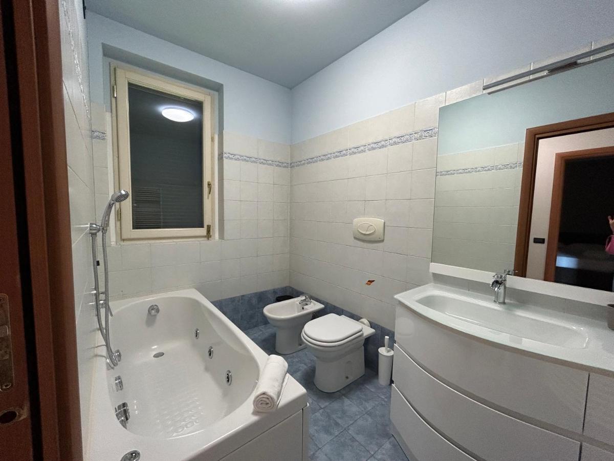 Appartamento Mimosa - Immobili E Soluzioni Rent Brembate Exterior photo